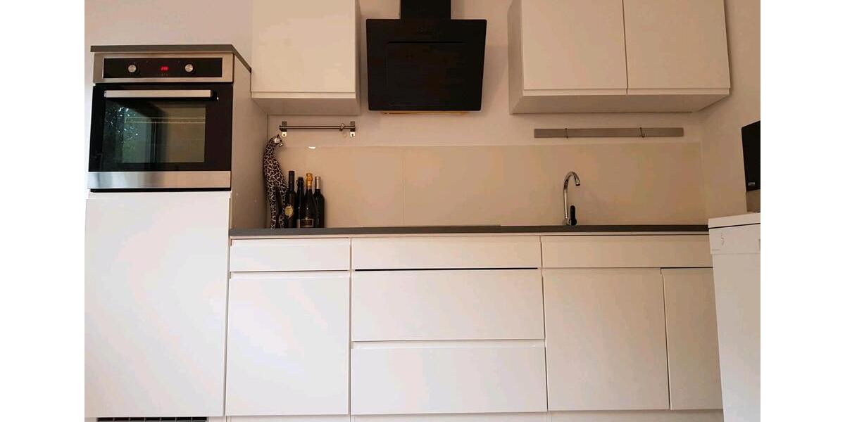 WG Zimmer für eine Studentin frei 1 zimmer