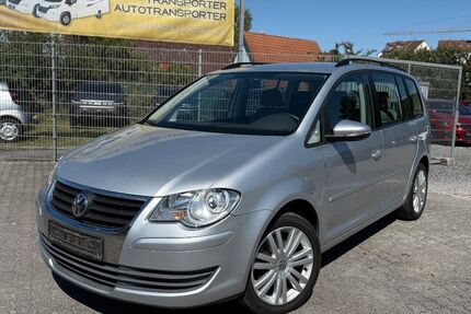 VW Touran 137.749 km 5.490 € Würzburg 97076