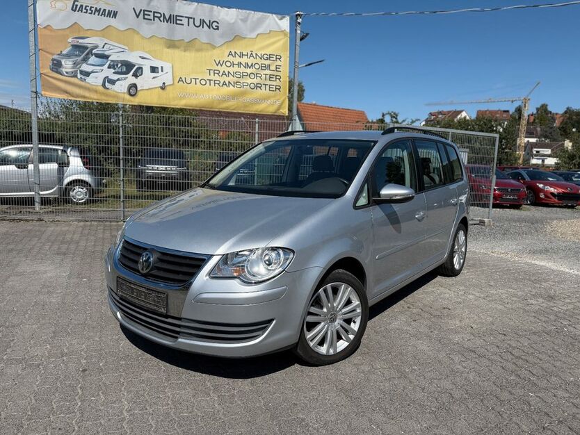 VW Touran 137.749 km 5.490 € Würzburg 97076