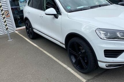 VW Touareg 182.000 km 17.900 &euro; würzburg 97084