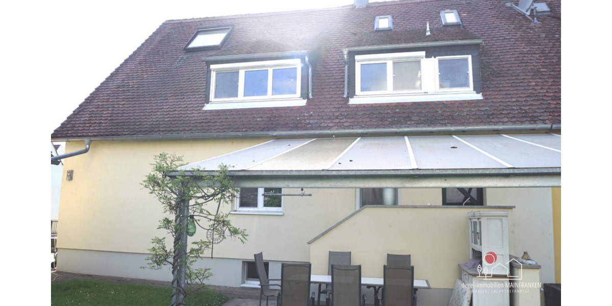 Doppelhaushälfte Kitzingen - 9 Zimmer, 200 m&sup2;, 459.000&euro; | Angebot:26804639