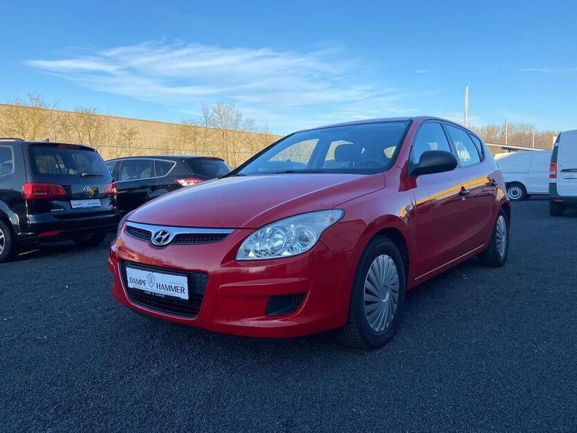 i30