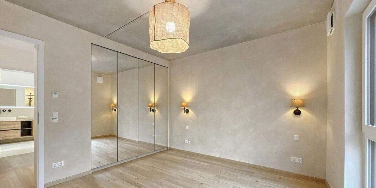 Einfamilienhaus Würzburg Heidingsfeld - 8 Zimmer, 215 m&sup2;, 1.095.000&euro; | Angebot:25820156