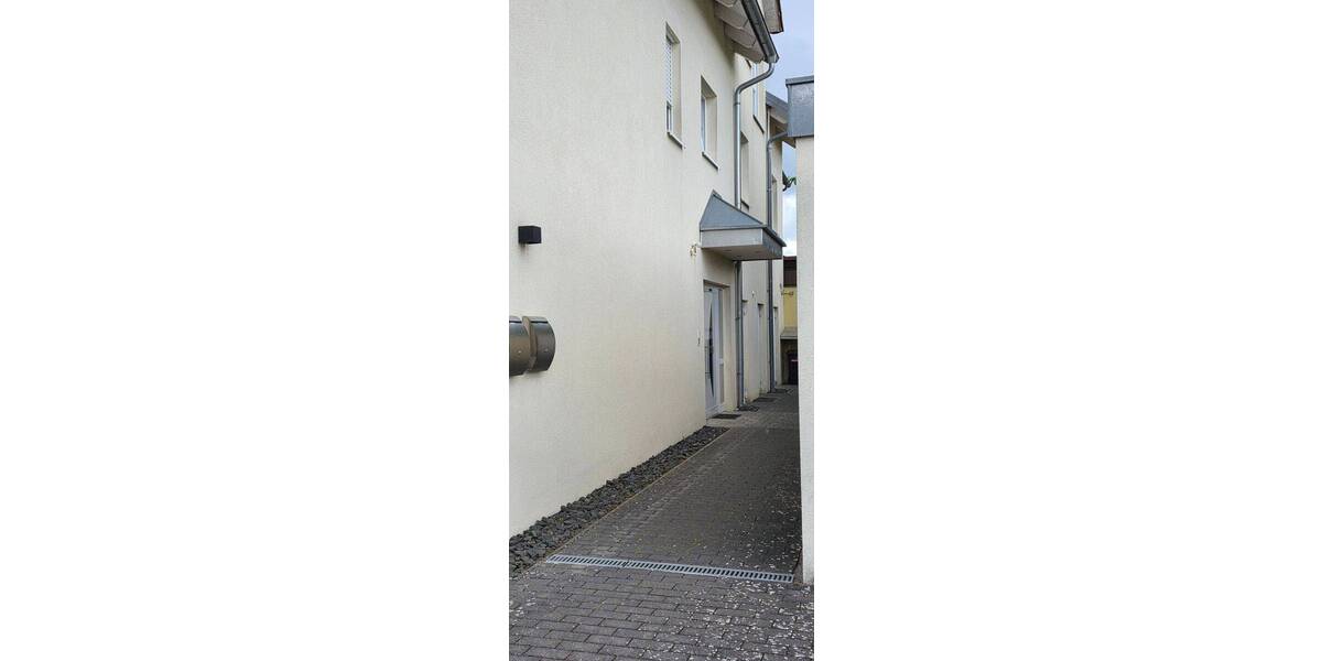 Etagenwohnung Röthlein - 3 Zimmer, 98 m&sup2;, 880&euro; | Angebot:26787033