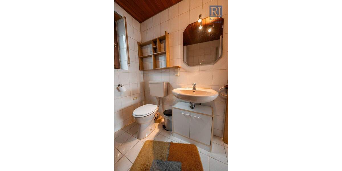 Mehrfamilienhaus, Wohnhaus Rimpar - 6 Zimmer, 187 m&sup2;, 278.000&euro; | Angebot:25909246