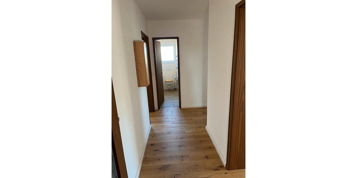 Etagenwohnung Marktsteft - 2 Zimmer, 110 m&sup2;, 980&euro; | Angebot:26335494