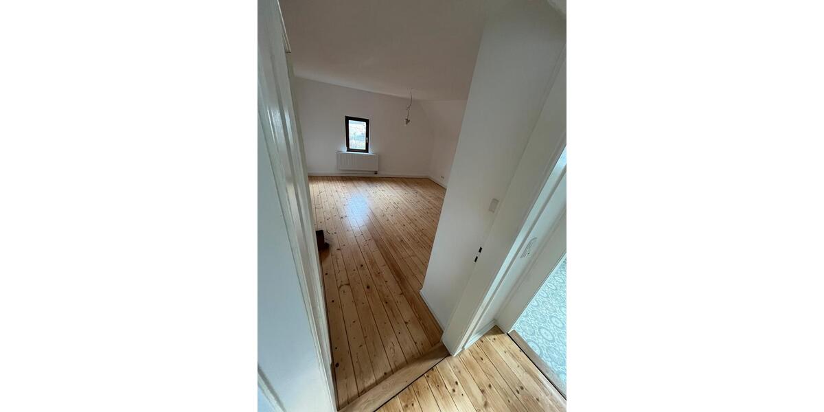 Einfamilienhaus Würzburg Lindleinsmühle - 4 Zimmer, 125 m&sup2;, 1.300&euro; | Angebot:25046982