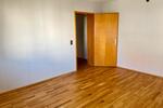 Etagenwohnung Hettstadt - 4 Zimmer, 108 m&sup2;, 1.050&euro; | Angebot:25131993