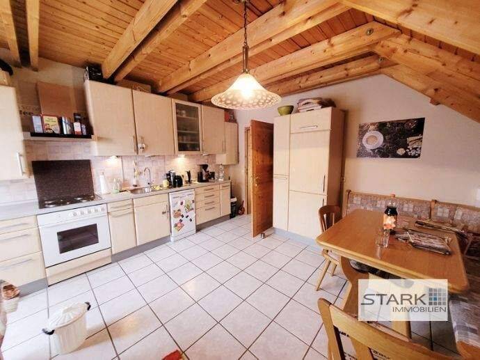 Etagenwohnung Giebelstadt Allersheim - 3 Zimmer, 118 m&sup2;, 600&euro; | Angebot:26824988
