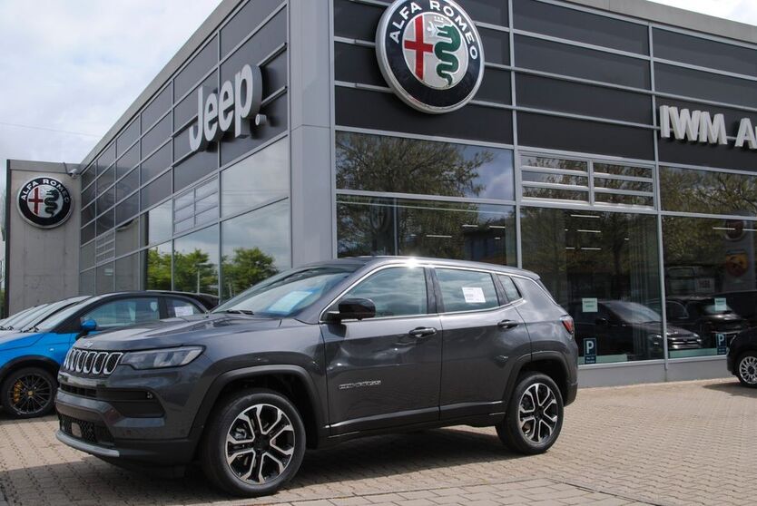 Jeep Compass 22.000 km 33.990 € Würzburg 97076