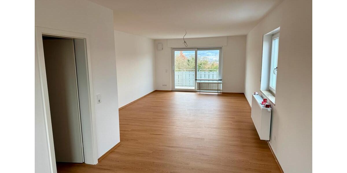 Etagenwohnung Eibelstadt - 3 Zimmer, 100 m&sup2;, 1.200&euro; | Angebot:24659443