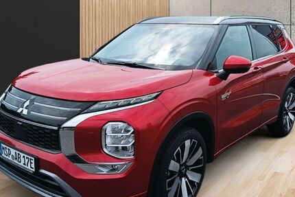 Mitsubishi Outlander 1.893 km 49.999 &euro; Karsbach 97783