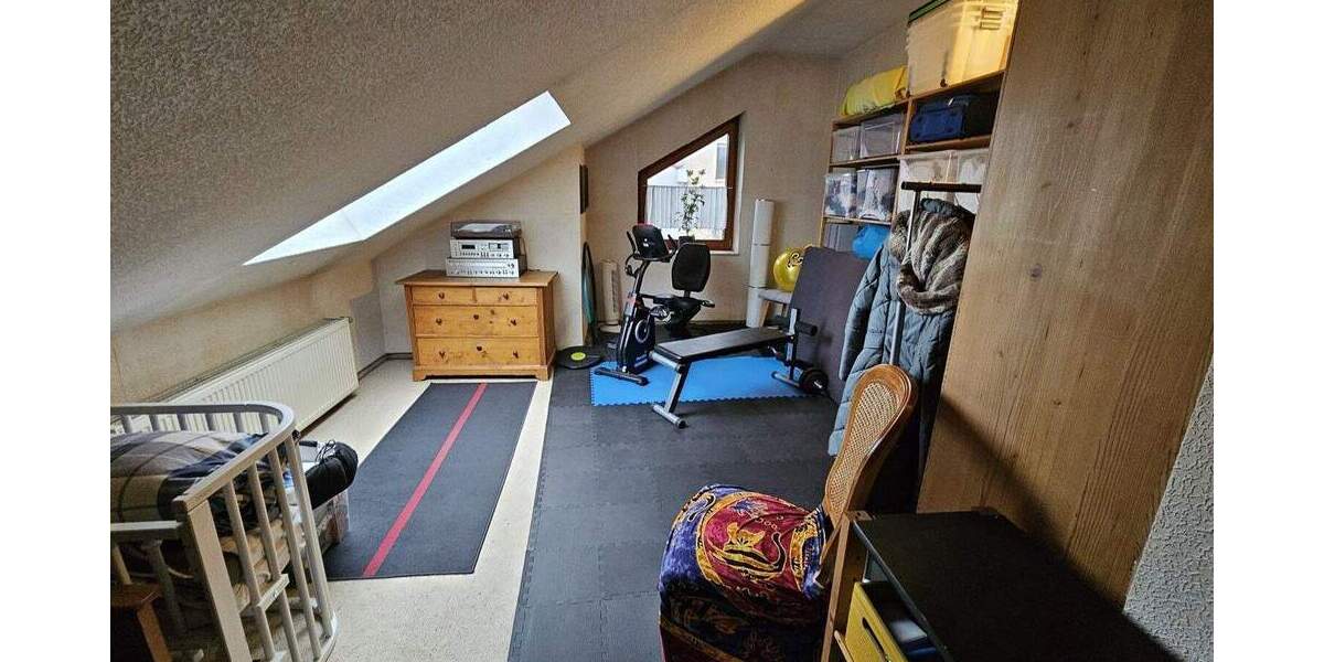 Reihenmittelhaus Würzburg Lengfeld - 3 Zimmer, 106 m&sup2;, 350.000&euro; | Angebot:24657515