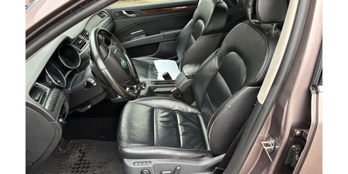 Skoda Superb 215.050 km 4.990 € Höchberg 97204