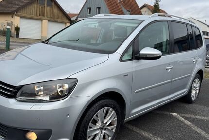 VW Touran 258.000 km 5.950 € Eußenheim 97776
