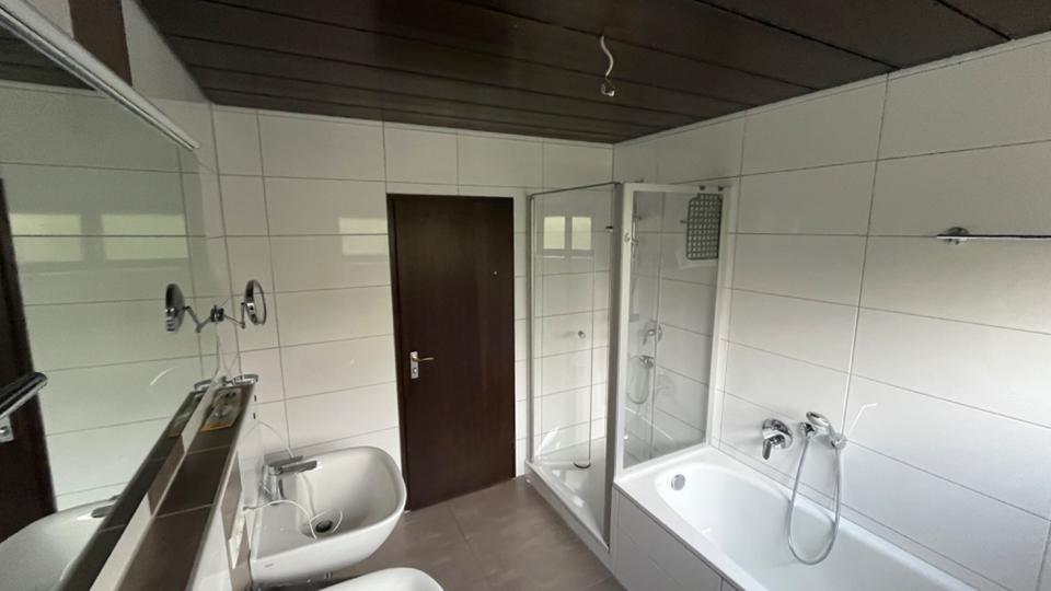 Einfamilienhaus Würzburg Dürrbachau - 7 Zimmer, 200 m&sup2;, 695.000&euro; | Angebot:26277995