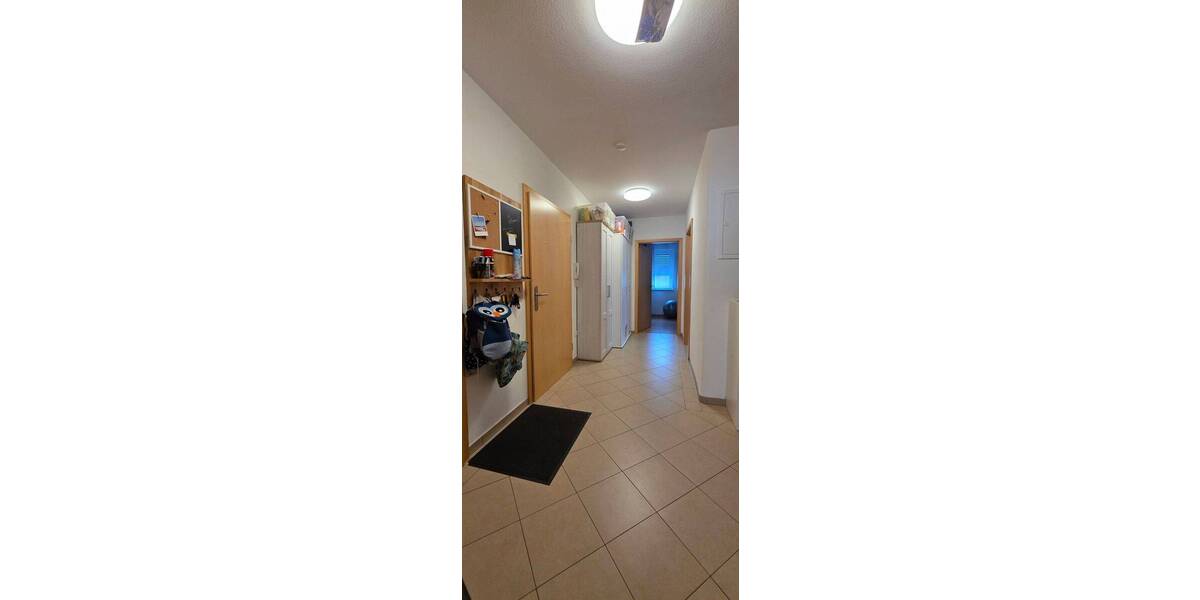 Etagenwohnung Röthlein - 3 Zimmer, 98 m&sup2;, 880&euro; | Angebot:26787033