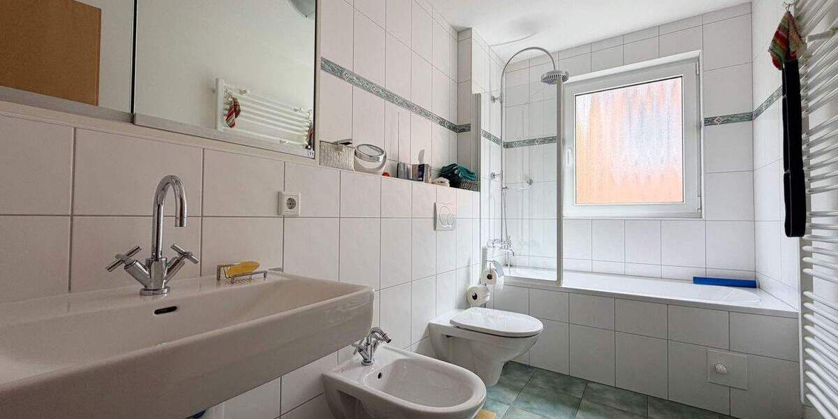 Etagenwohnung Würzburg Frauenland - 3 Zimmer, 107 m&sup2;, 590.000&euro; | Angebot:26450533