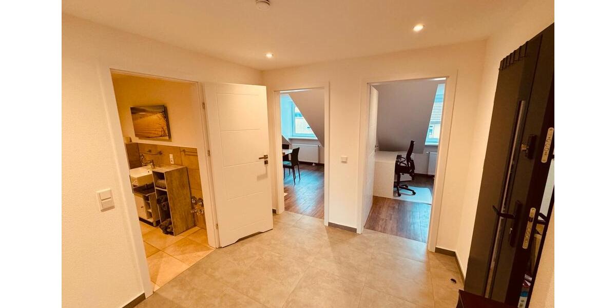 Dachgeschoßwohnung Marktheidenfeld - 3 Zimmer, 85 m&sup2;, 1.690&euro; | Angebot:26594895