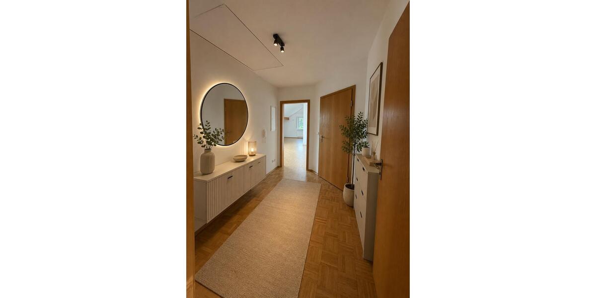 Dachgeschoßwohnung Waldbüttelbrunn - 4 Zimmer, 150 m&sup2;, 555.000&euro; | Angebot:27021231