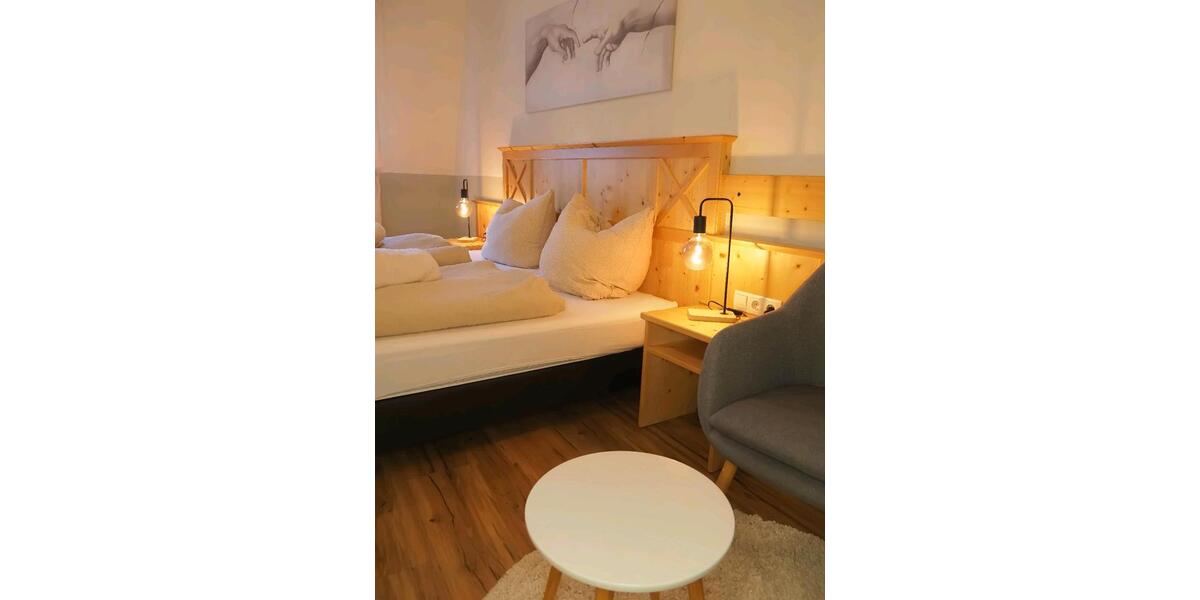 Etagenwohnung Mainbernheim - 4 Zimmer, 25 m&sup2;, 99&euro; | Angebot:24729627