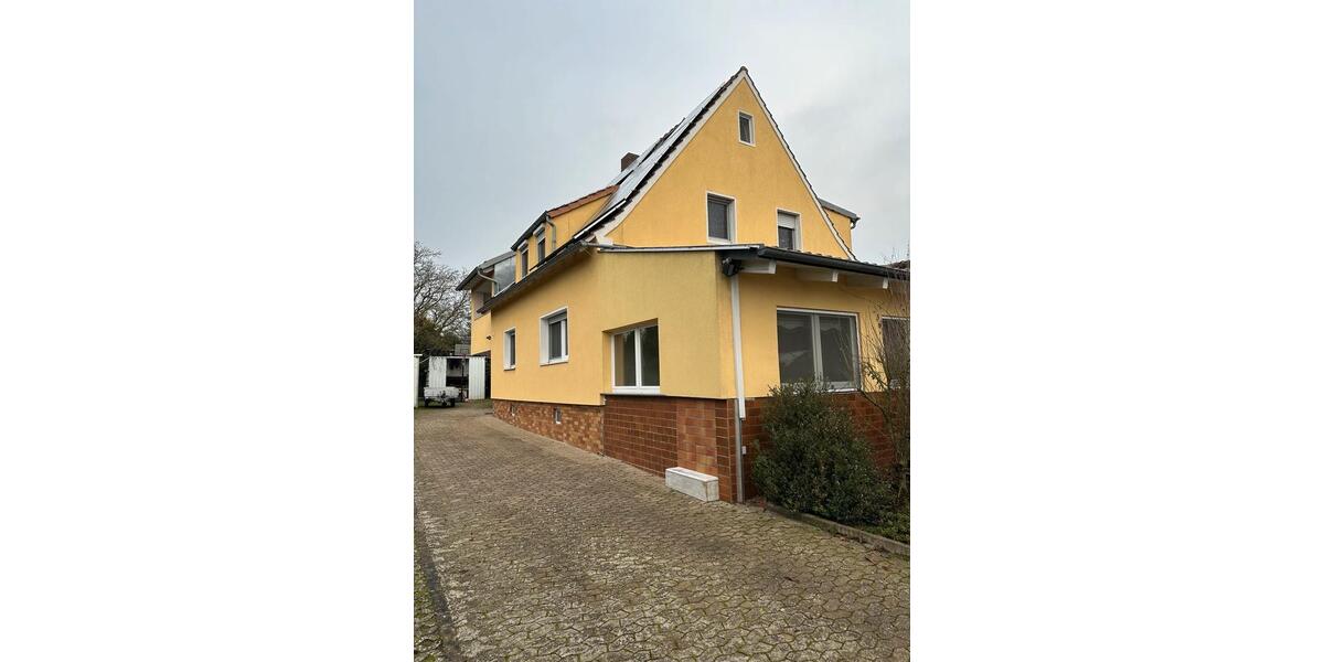 Einfamilienhaus Bergrheinfeld - 7 Zimmer, 250 m&sup2;, 510.000&euro; | Angebot:25053535