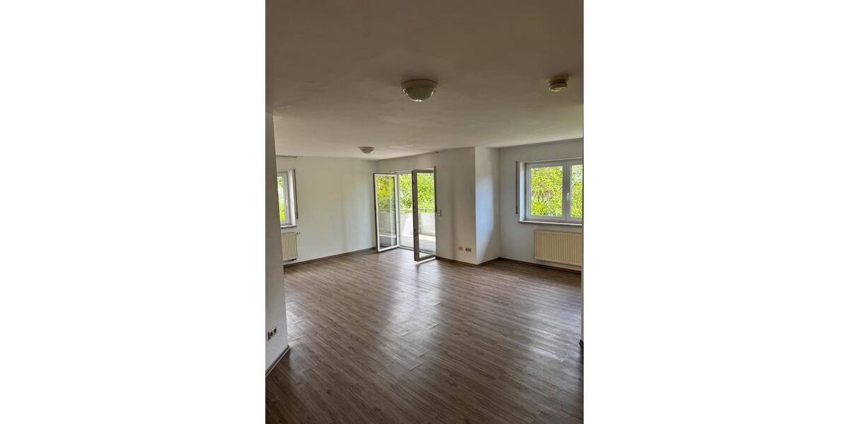 Etagenwohnung Werneck - 4 Zimmer, 105 m&sup2;, 295.000&euro; | Angebot:26991601