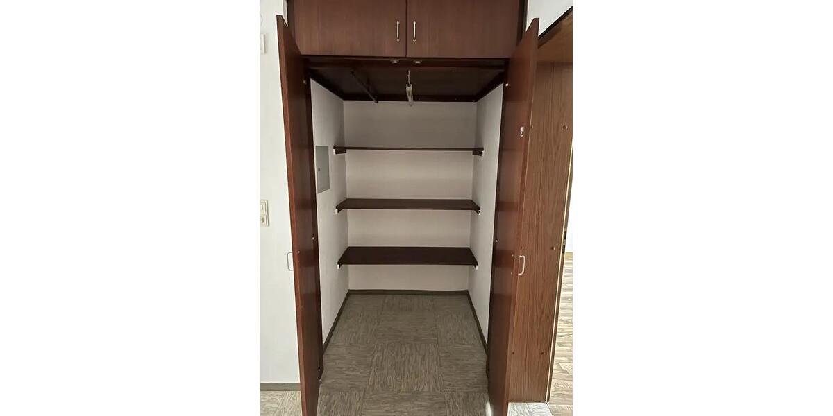 Etagenwohnung Gerbrunn - 3 Zimmer, 70 m&sup2;, 900&euro; | Angebot:26444251