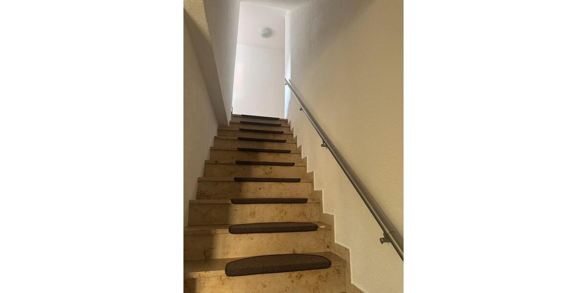 Mehrfamilienhaus, Wohnhaus Ippesheim - 9 Zimmer, 242 m&sup2;, 549.000&euro; | Angebot:26975756