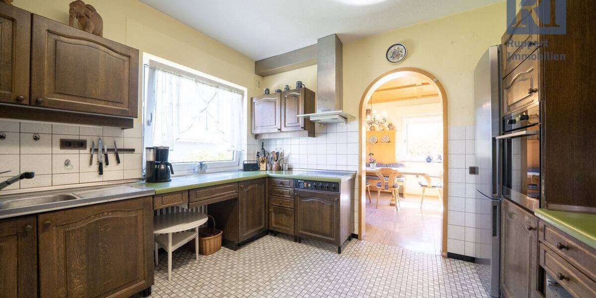 Einfamilienhaus Höchberg - 1 Zimmer, 309 m&sup2;, 620.000&euro; | Angebot:26796988