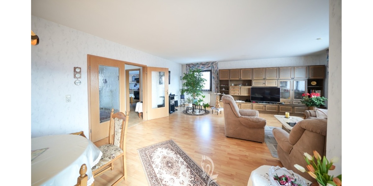 *reserviert* Wohnen mit Weitblick – schöner Bungalow mit Untergeschoss in ruhiger Feldrandlage - Bungalow Arnstein | Angebot:26200662