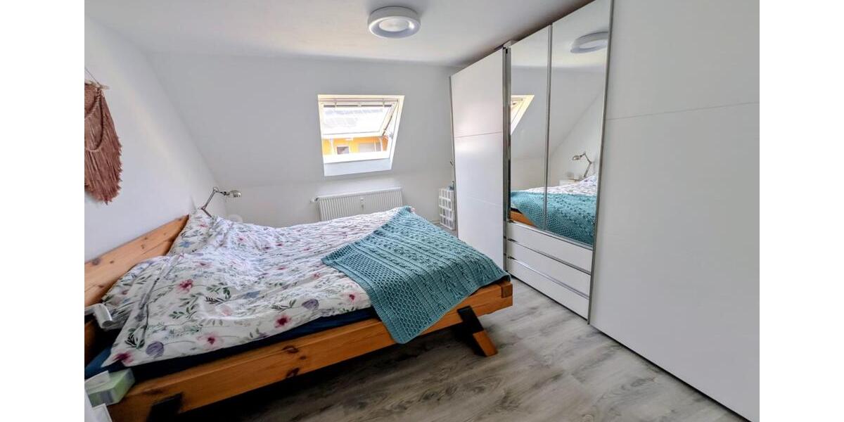 Dachgeschoßwohnung Leinach - 4 Zimmer, 94 m&sup2;, 740&euro; | Angebot:26288323