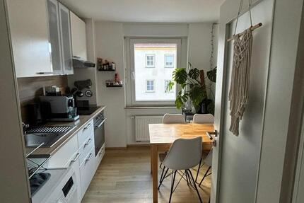 Wohnung Würzburg Sanderau - 2 Zimmer, 48 m&sup2;, 680&euro; | Angebot:26272746