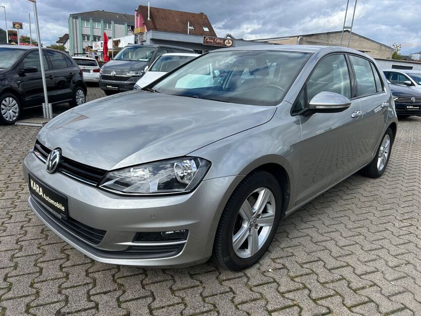 VW Golf 163.000 km 7.950 € Karlstadt 97753