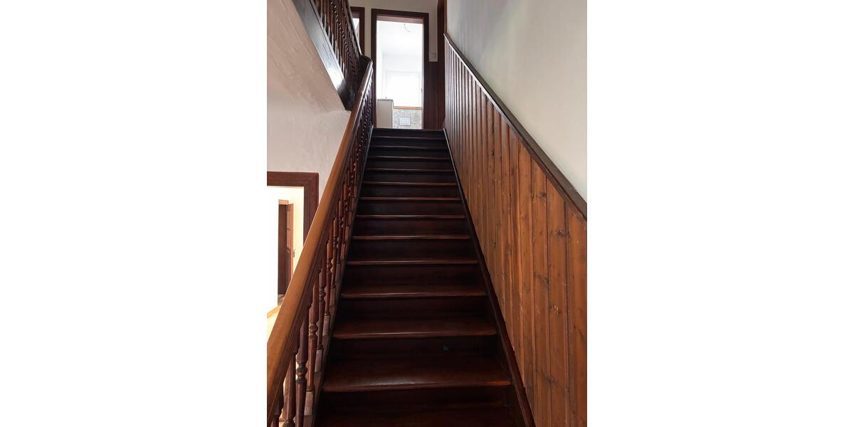 Einfamilienhaus Rödelsee - 5 Zimmer, 185 m&sup2;, 1.500&euro; | Angebot:27615605