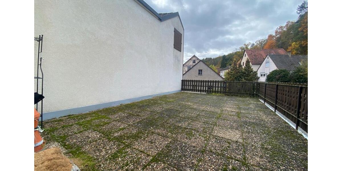 Einfamilienhaus Grünsfeld - 6 Zimmer, 170 m&sup2;, 1.600&euro; | Angebot:25018721
