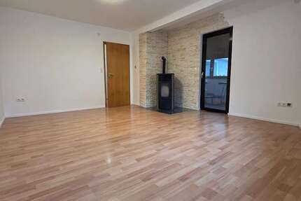 Wohnung Arnstein - 5 Zimmer, 125 m&sup2;, 1.200&euro; | Angebot:26553328