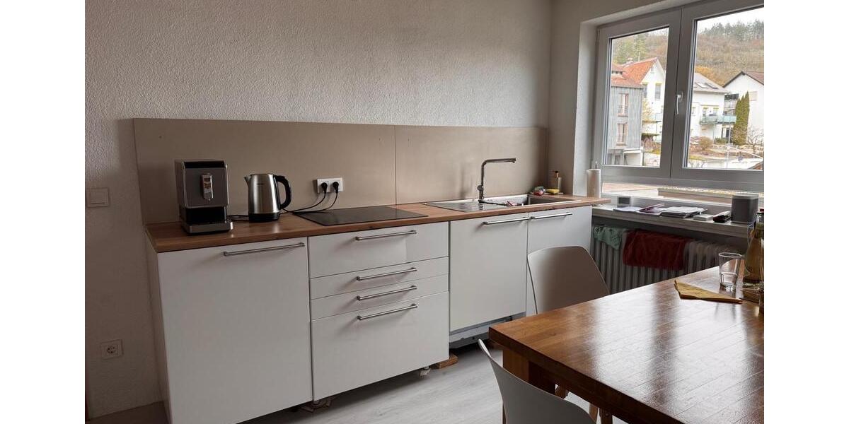 Dachgeschoßwohnung Tauberbischofsheim - 3 Zimmer, 110 m&sup2;, 850&euro; | Angebot:24840624