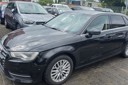 Audi A3 214.000 km 8.300 &euro; Randersacker 97236