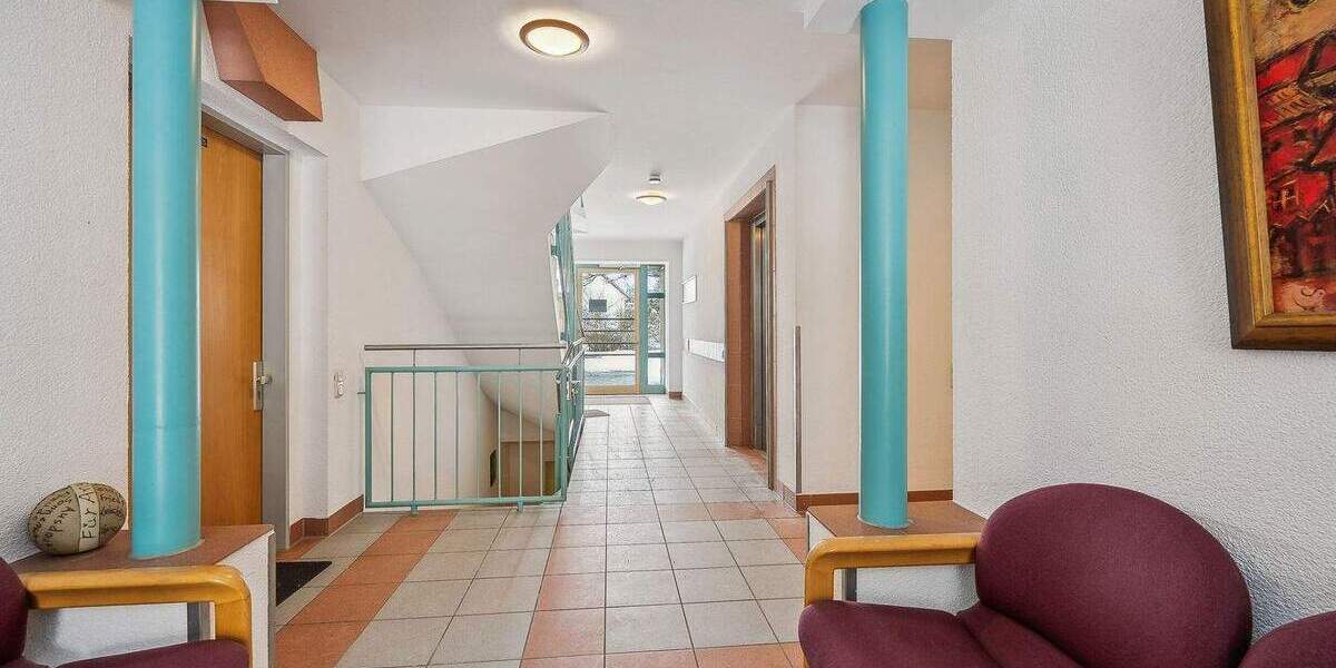 Etagenwohnung Würzburg Heuchelhof - 2 Zimmer, 60 m&sup2;, 259.000&euro; | Angebot:25675069