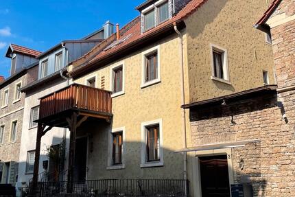 Haus Dettelbach - 8 Zimmer, 191 m&sup2;, 279.000&euro; | Angebot:26041713