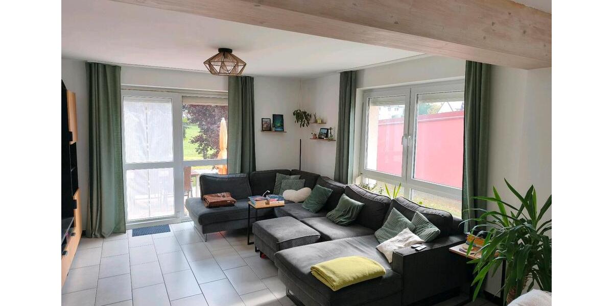 Erdgeschoßwohnung Werneck - 3 Zimmer, 85 m&sup2;, 1.000&euro; | Angebot:27631125
