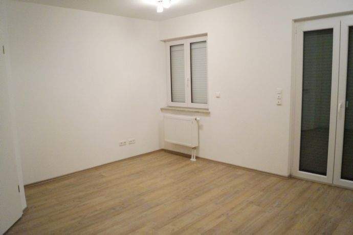 Etagenwohnung Würzburg Versbach - 2 Zimmer, 68 m&sup2;, 735&euro; | Angebot:25771267