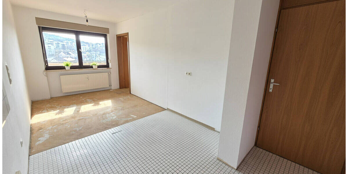 Etagenwohnung Veitshöchheim - 3 Zimmer, 92 m&sup2;, 235.000&euro; | Angebot:26017767