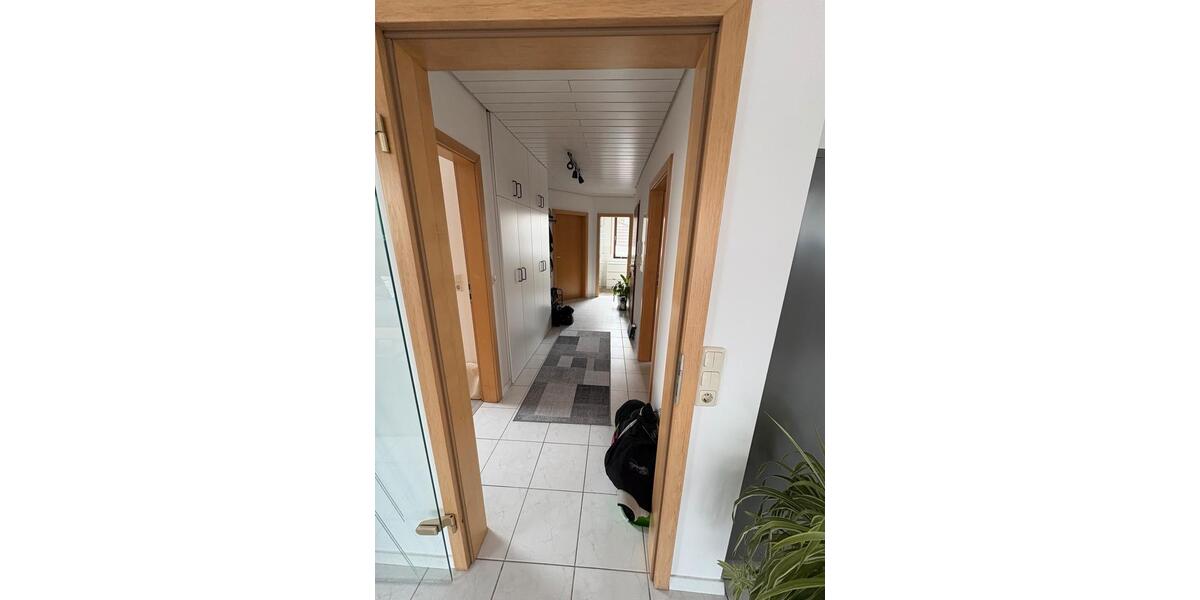 Dachgeschoßwohnung Himmelstadt - 3 Zimmer, 70 m&sup2;, 625&euro; | Angebot:26301816