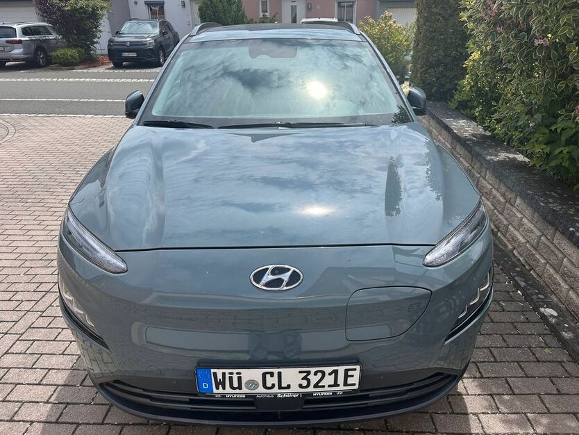 Hyundai KONA 35.000 km 18.900 € Würzburg 97084
