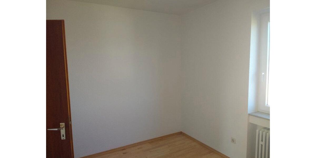 Etagenwohnung Volkach - 3 Zimmer, 105 m&sup2;, 1.000&euro; | Angebot:26649477