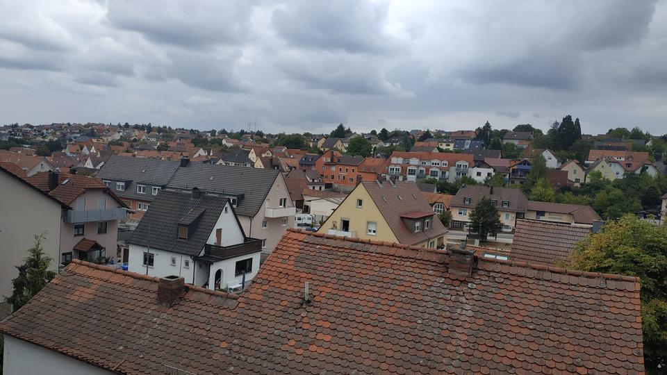 Dachgeschoßwohnung Höchberg - 1 Zimmer, 25 m&sup2;, 89.000&euro; | Angebot:26163916