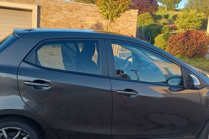 Mazda 2 109.000 km 5.600 &euro; Eibelstadt 97246