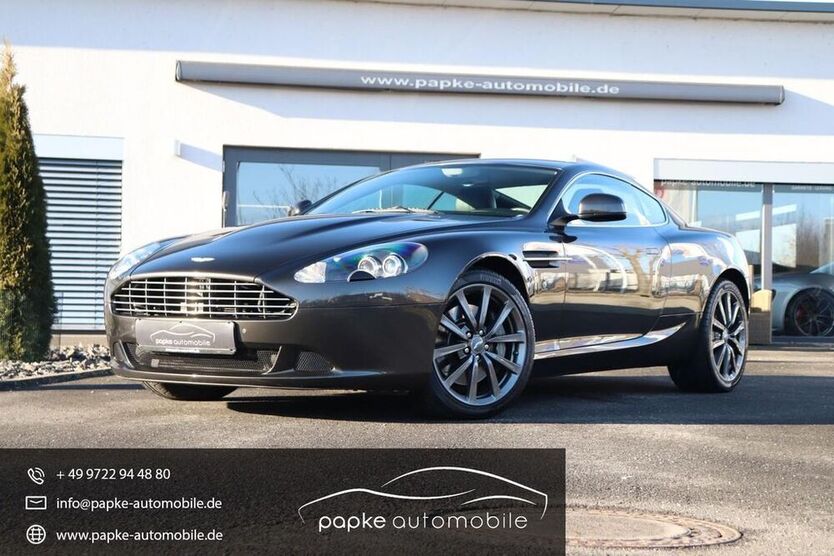 DB9